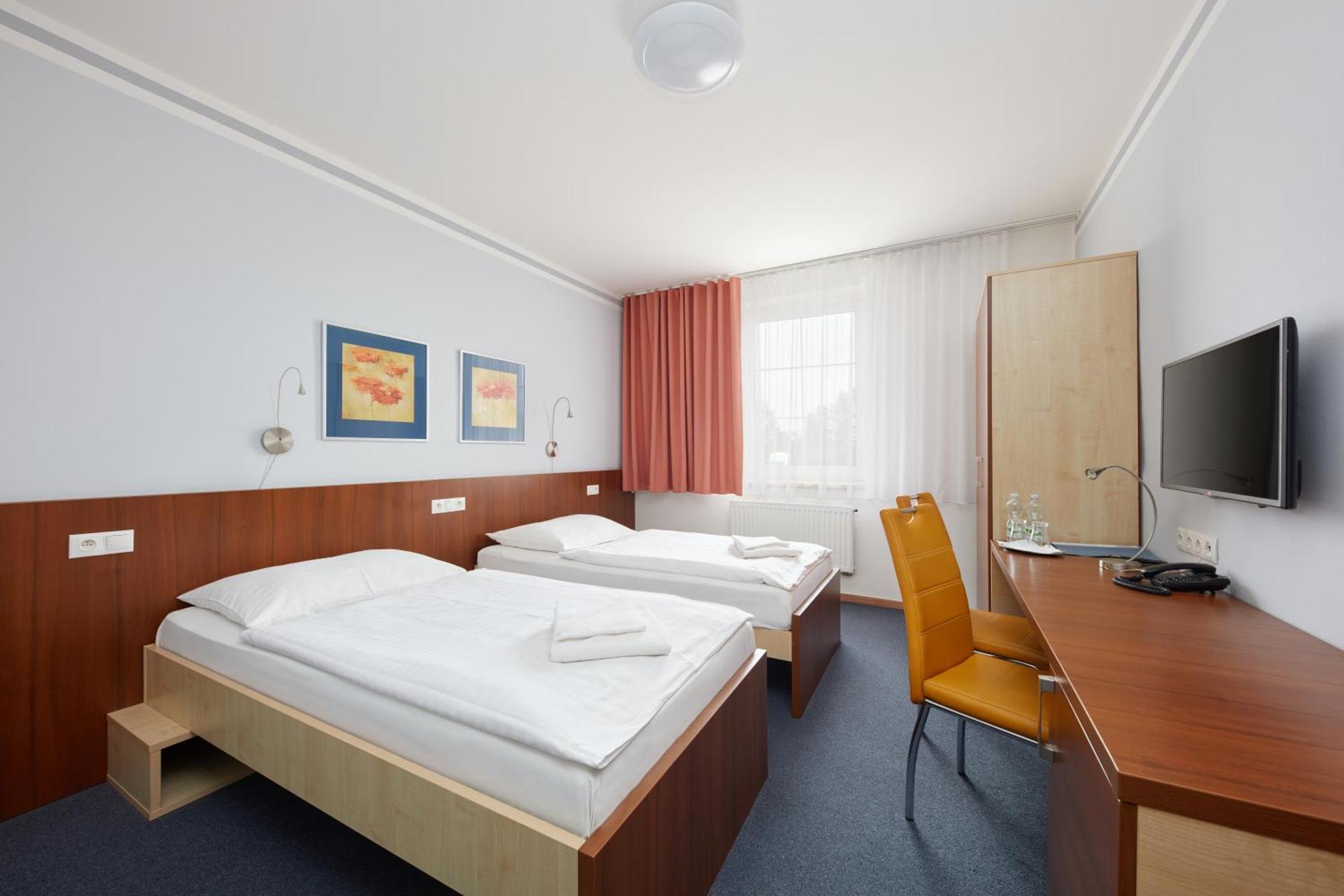 Hotel Nikolas Ostrava Exterior photo